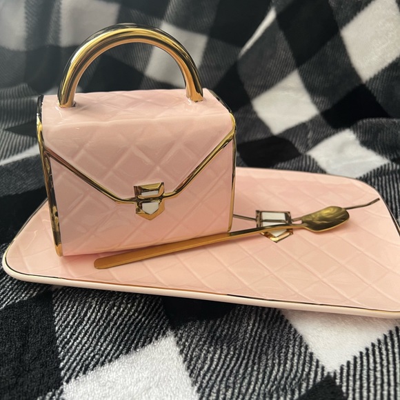 Sip In Posh Style - Picture 6 of 6